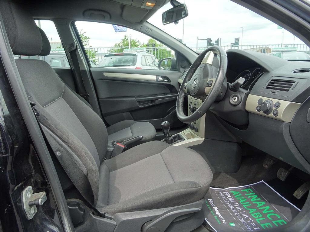 Vauxhall Astra 1.6 i VVT 16v Breeze 5dr 