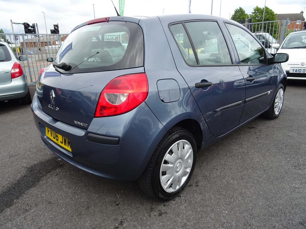 Renault Clio 1.2 16v Expression 5dr 