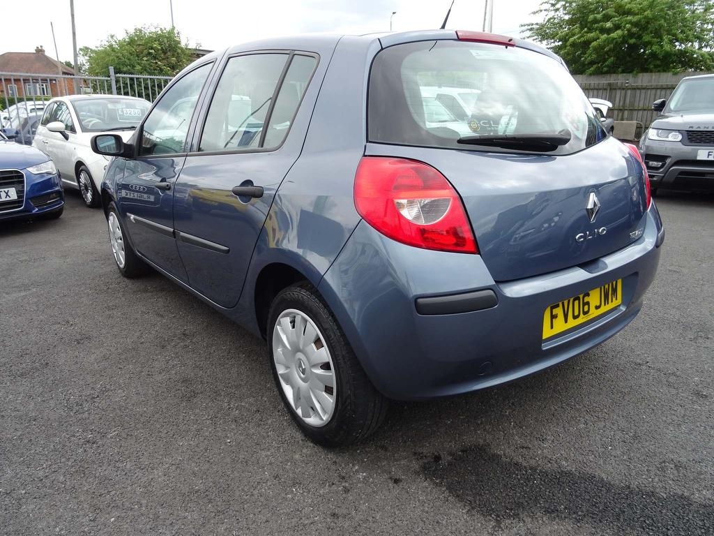 Renault Clio 1.2 16v Expression 5dr 