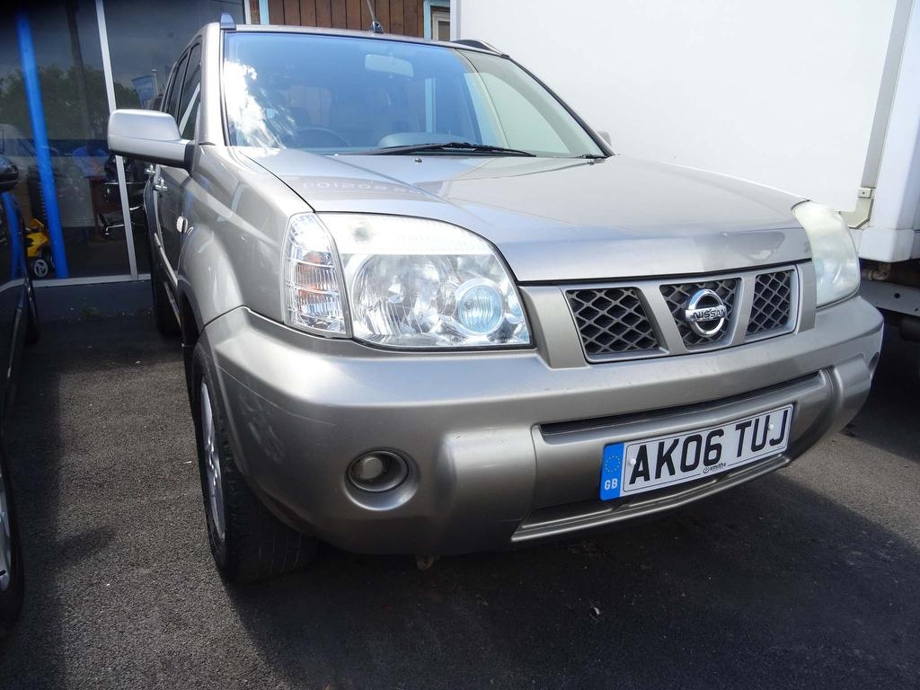 Nissan X-Trail 2.2 dCi SE 5dr 