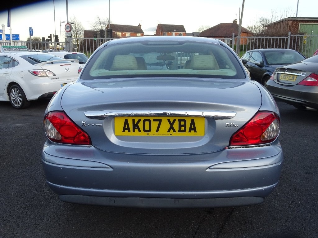 Jaguar X-Type 2.0 D S 4dr 